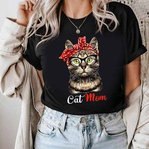 Funny Cat Mom T-Shirt, Cat Lovers Cute Kitten Bandana Mother's Day T Shirt